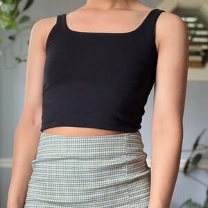 Gap cropped black tank xs